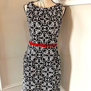London Times Sleeveless Black and White Dress with Pockets sz 8